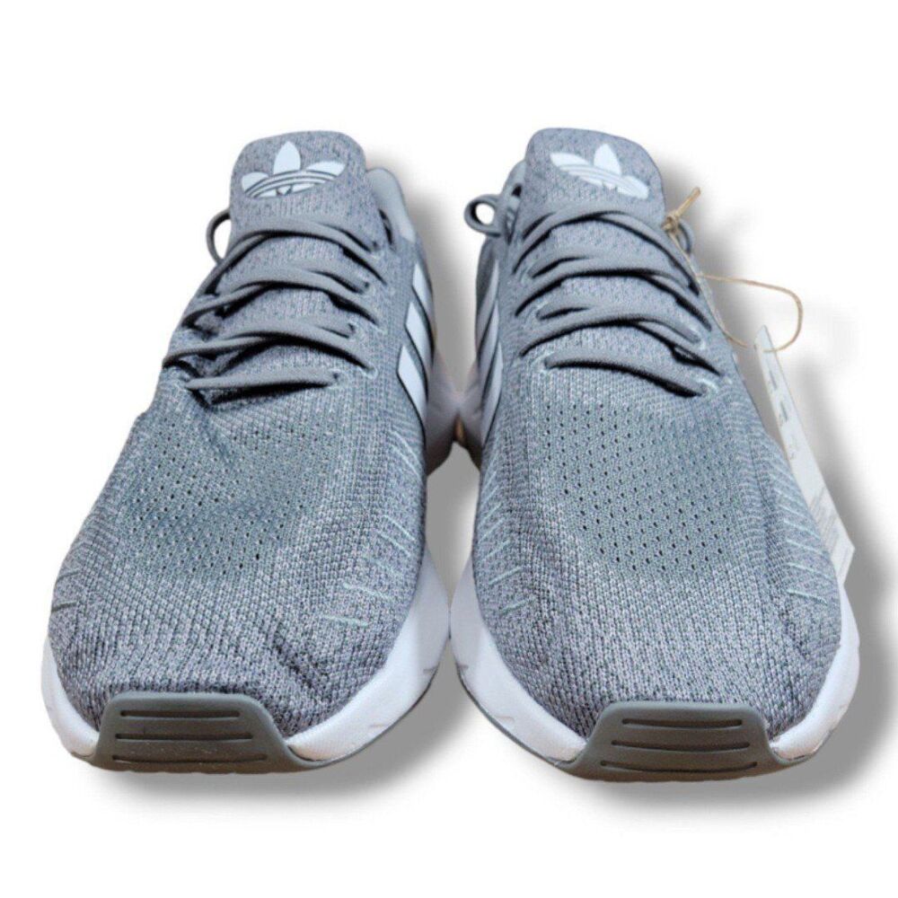 Adidas Shoes Size 10.5 Men's Adidas Swift Run 22 Gray W/ White GZ3495 New In Box - Picture 2 of 10
